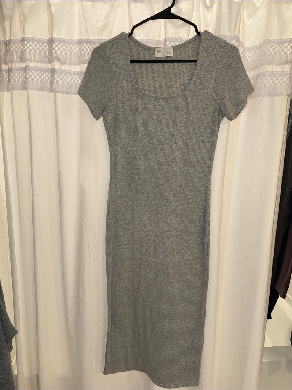 Gray Ribbed Short-Sleeve Bodycon Dress